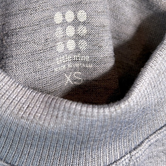 Title Nine Universal Crew Neck Tunic Sweatshirt size XS - Picture 3 of 6